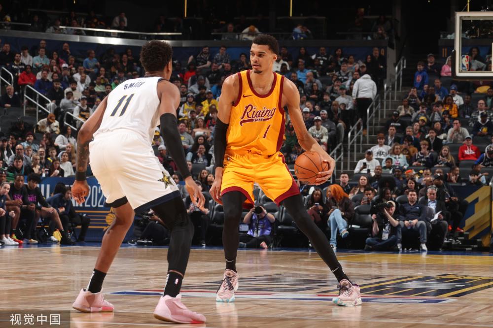 通过更多高 通过更多高